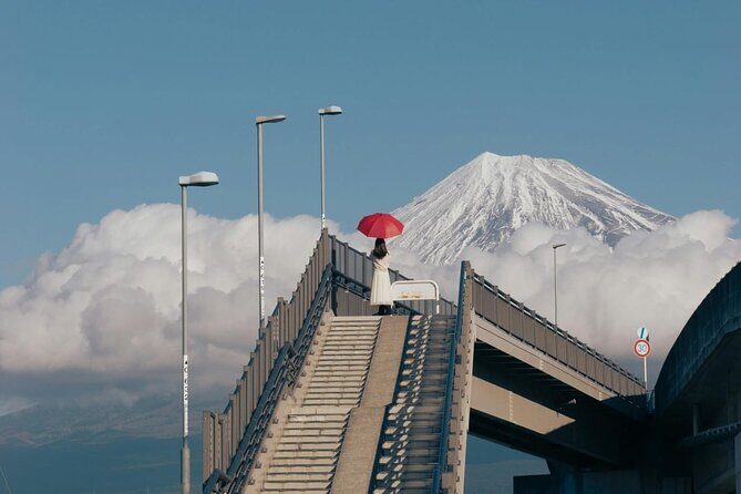 Mount Fuji Private Tour With English Speaking Driver - Chureito Pagoda: steps, shrine vibes, and Fuji framing