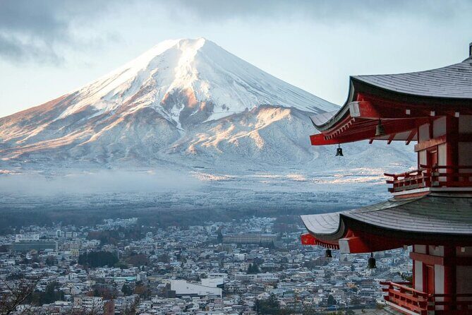Mount Fuji Private Tour With English Speaking Driver - Oshino Hakkai: eight ponds and Fuji water stories