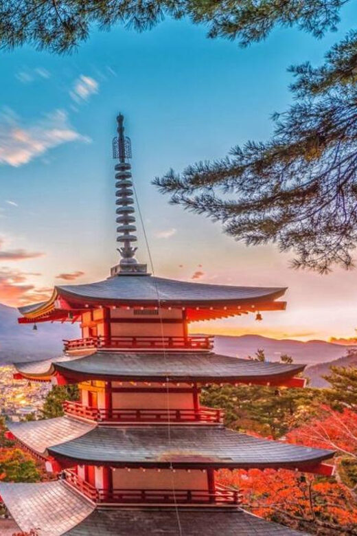 Mount Fuji Trip with English speaking guide ( customizable) - Mt. Fuji 5th Station: the big moment, with one big condition