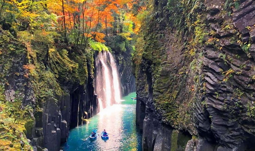 Mt. Aso & Takachiho Gorge Tour with Optional Boat Ride - Takachiho Gorge by boat or on foot: which way fits you?