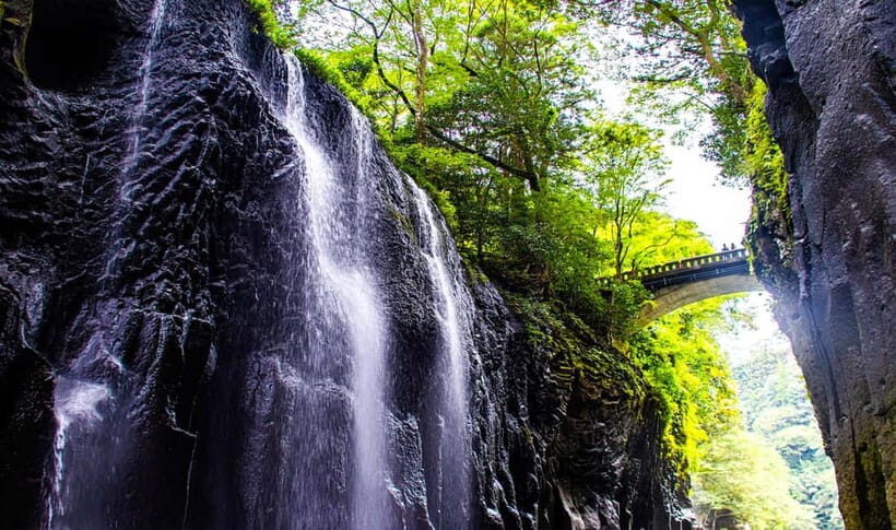 Mt. Aso & Takachiho Gorge Tour with Optional Boat Ride - Should you book this Mt. Aso & Takachiho Gorge tour?