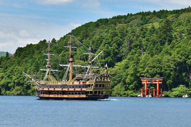 Mt. Fuji 5th Station, Owakudani Ropeway, Pirate Ship plus Outlet shopping! - Gotemba Premium Outlets: Shopping Time With Fuji in View (Sometimes)