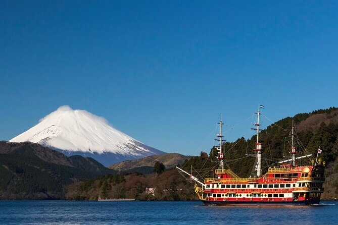 Mt. Fuji and Hakone Private Tour with English Speaking Guide - Stop 3: Oishi Park for seasonal color and an easy, pretty walk