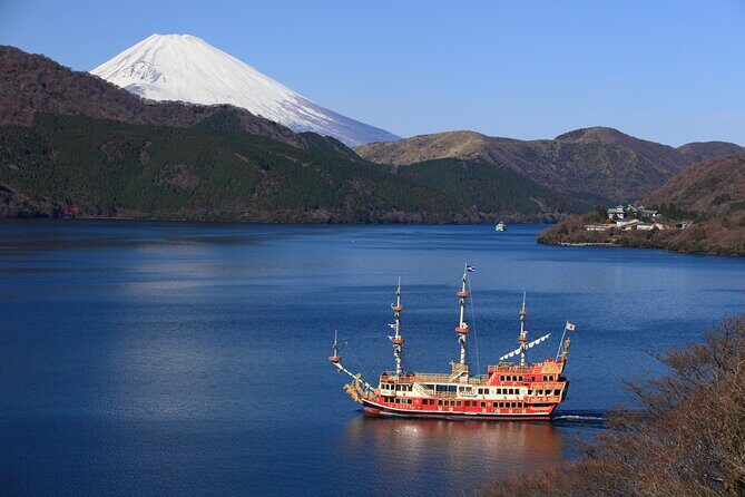 Mt.Fuji and Hakone Tour - Hakone Shrine and Kuzuryu Shrine: The Gate That Looks Like It’s Floating