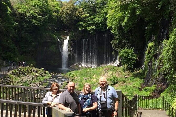 Mt.Fuji area Tour from Shimizu Port /Sedan Taxi - Sedan taxi comfort: who should choose this car and why