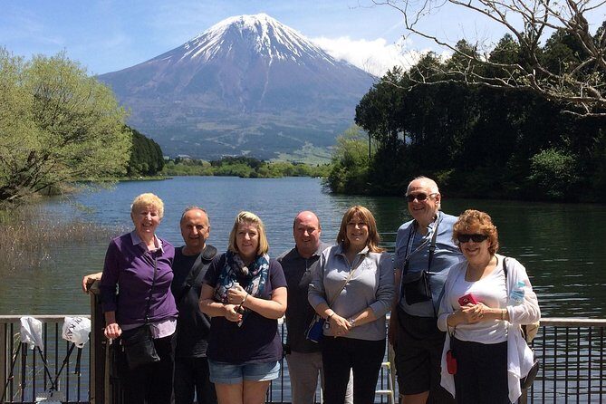 Mt.Fuji area Tour from Shimizu Port / Van Taxi - Meeting at Shimizu Marine Terminal: the 5-hour game plan