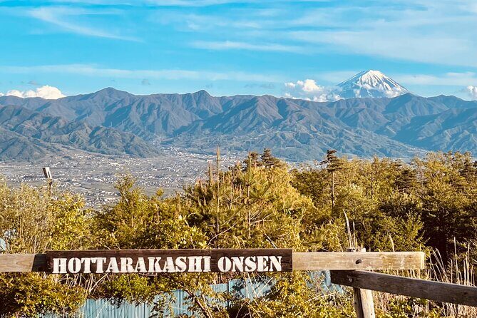 Mt FUJI - Panoramic Tour w/ Hoto Lunch, JP Sake & Onsen tatto OK! - Saiko Iyashi-no-Sato Nemba: old-village views and the kimono option