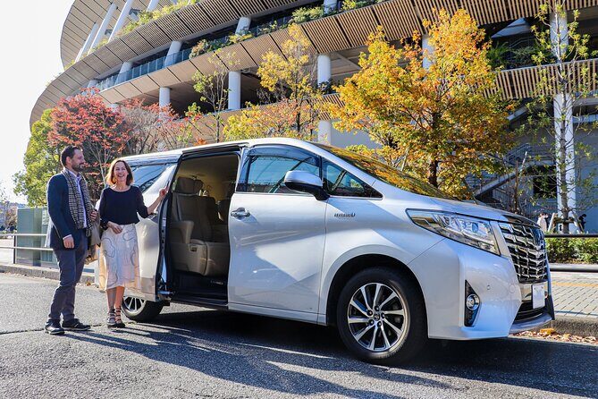 MT. FUJI/ Private Tour delivered and guided by a top-tier driver - Kosaku Kawaguchiko (houtou): a real Yamanashi noodle break