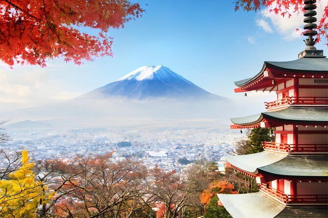 Mt. Fuji Tours to Lake Kawaguchi and Yamanaka Onsen English Guide - Lake Yamanaka hot springs: the best rest break on a long day