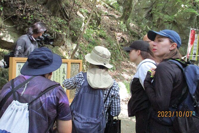 Mt. Inunaki Trekking and Hot Springs in Izumisano, Osaka - Who this tour suits best in Osaka: the right kind of traveler