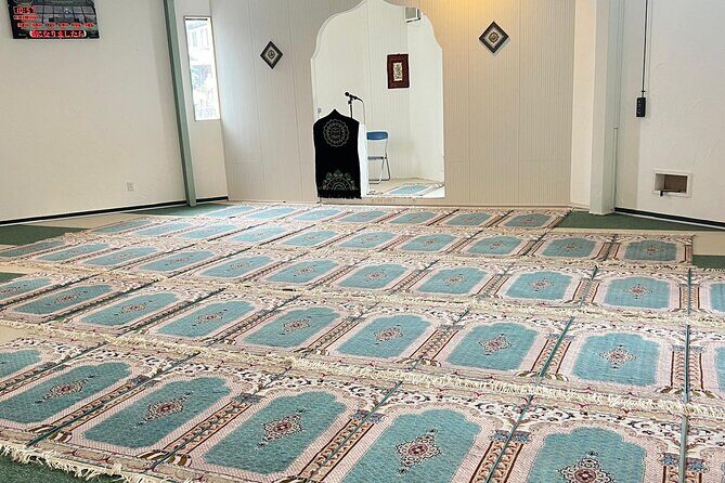 Muslim Friendly Mt. Fuji Tour with Halal Lunch and Prayer Time - Key highlights that make this tour work