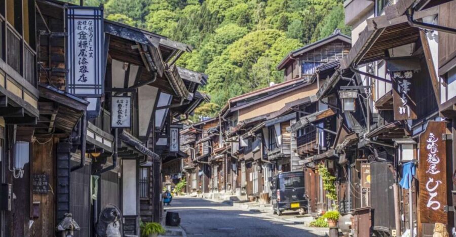 Nagano/Matsumoto: Matsumoto Castle and Narai-juku Day Trip - Key things that make this tour worth your time