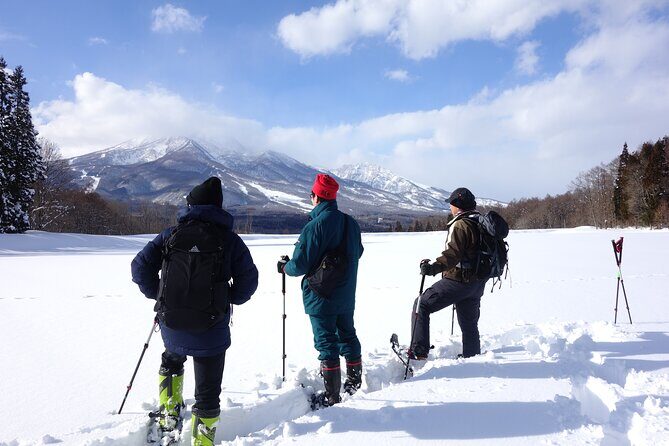 Nagano Snowshoe Hiking Tour - Your guide Kouhei Nishida and the small-group effect