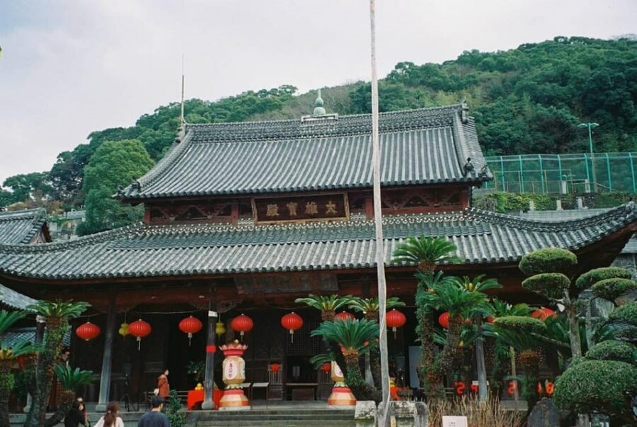 Nagasaki like a local: Private Guided Walking Tour - Key things that make this Nagasaki tour work