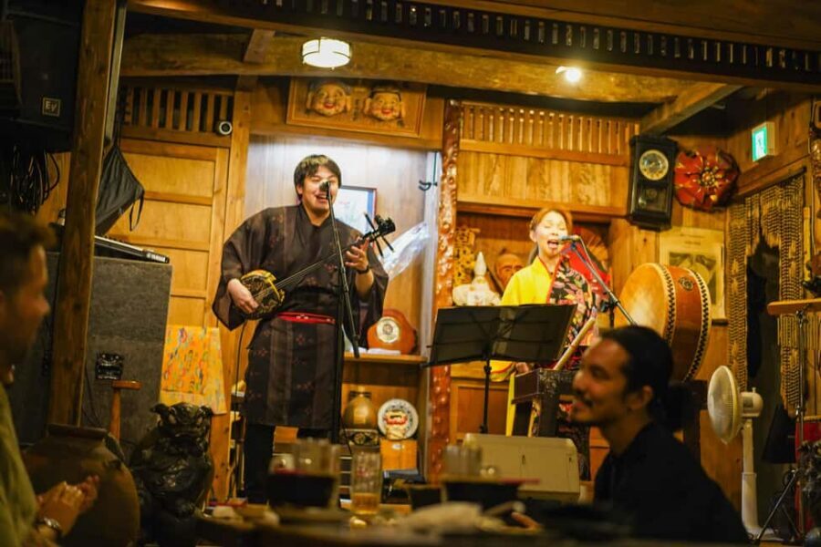 Naha Bar Hopping Tour in Okinawa - Stop 3 (50 Minutes): Sanshi Music Finale at the Last Bar