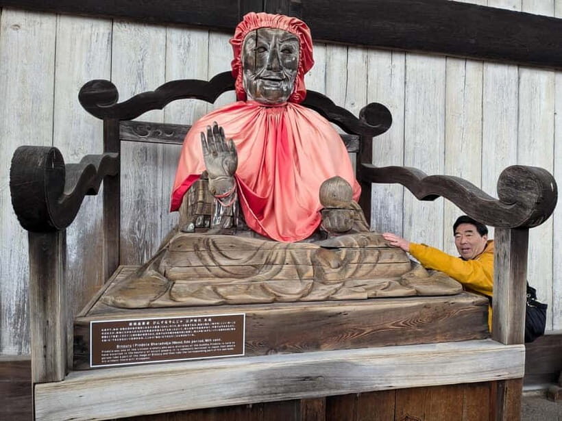 Nara: UNESCO Heritage Sites & Deer Park Tour with Pro guide - The guide matters: Goku’s style and the value of real local advice
