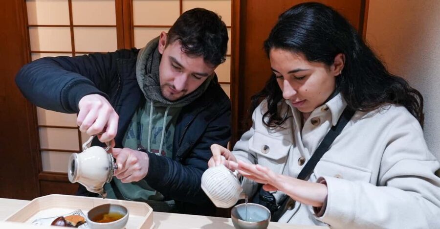 Nara:5 Type of Tea Tasting & Mindful Tea Ceremony - Hands-on matcha: whisking technique with real feedback