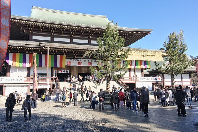 Naritasan Shinshoji Temple before Your Flight - Naritasan Park: a garden reset behind the temple