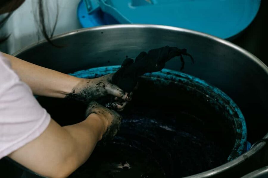 Natural Indigo Dyeing with Local Masters (Private Atelier) - Dyeing workshop time: your cloth’s green-to-blue transformation