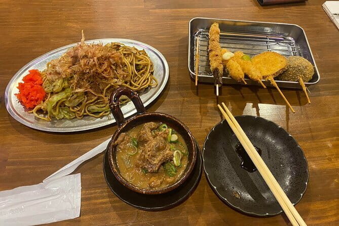 Night Soul Food Tour in Shinsekai with a local guide - Meeting Maruhan Shinsekai: Starting in the Heart of the Action