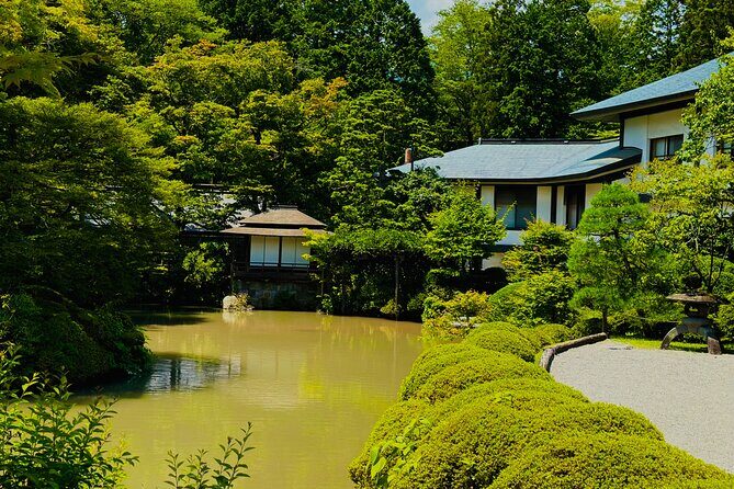 Nikko Toshogu, Kegon waterfall, Lake Chuzenji One Day Pvt. Tour - Why this private Nikko day is worth the extra comfort