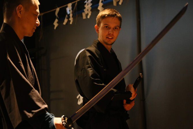 Ninja Samurai 2-hour hands-on lesson by Japanese master in Tokyo - Ninja weapons workshop: shuriken and blow darts