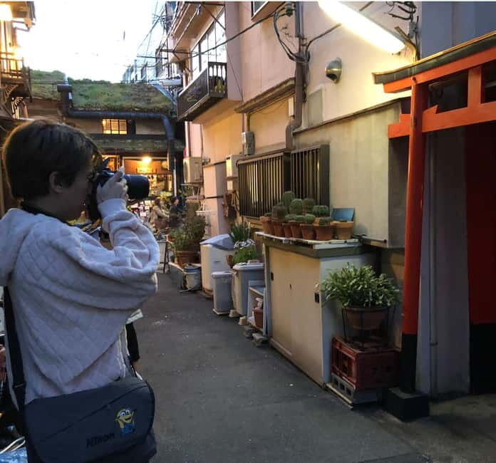 Nostalgic Osaka, walk in totally different from Dotonbori - Shopping and Food: What’s Included vs. What You’ll Pay