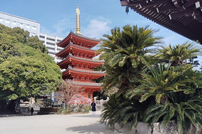Nyoirinji Temple Beppu Hells and Yufuin Day Tour from Fukuoka - Beppu Sea Hell (Umi Jigoku): The Blue Pools Are Hot Enough to Roast a Camera