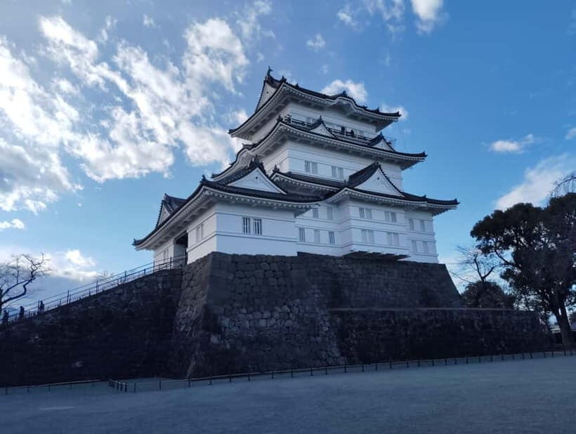 Odawara: Castle Guided Tour with Panoramic Views - What to bring, photo rules, and weather-smart advice