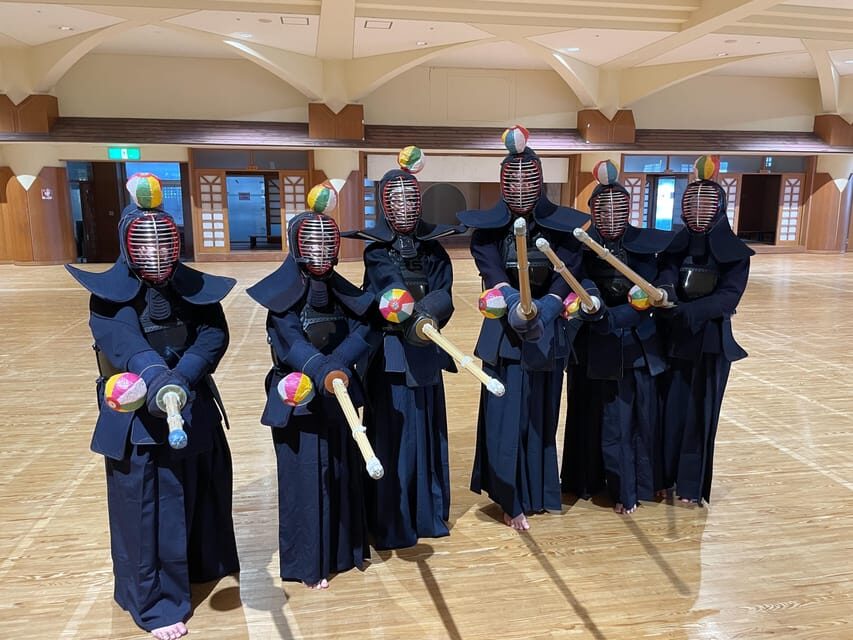 Okinawa: Kendo Martial Arts Lesson - Getting fitted in kendo armor (and why it changes everything)