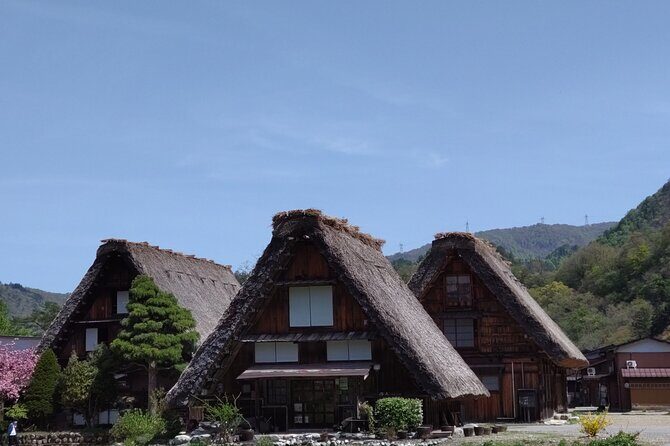 [One-day bus tour departing from Kanazawa Station] Shirakawa-go/Takayama tour platinum route bus tour - Why This Kanazawa Day Trip Works: Two UNESCO Stops Without Transfers