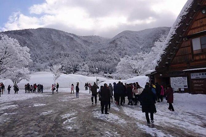 [One-day bus tour departing from Kanazawa Station] Shirakawa-go/Takayama tour platinum route bus tour - Price and Value: What You’re Actually Paying For
