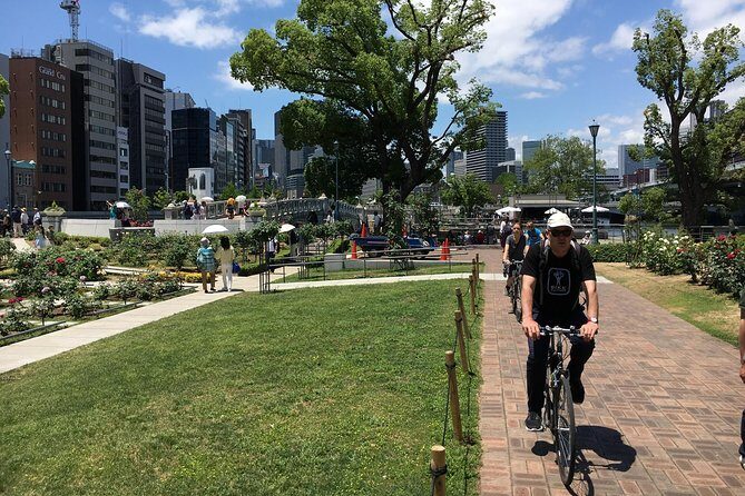 One-Day Osaka Bike Adventure: 5–6 Hours - Osaka Castle Park: the postcard moments and the one real climb