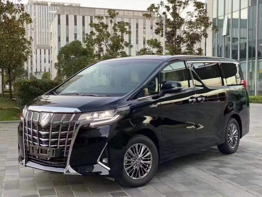 One Day Private Customized Self-Guided Tour in Kyoto - Vehicle Size, Luggage Rules, and Comfort in a 6-Seat Car