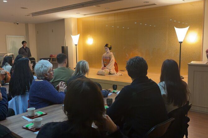 One Hour Geisha Show in Gion Kyoto - One Hour in Gion: Why This Geisha Show Works Better Than Street-Spotting