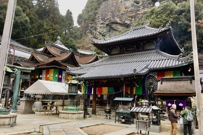 Osaka and Nara Attractive One Day private Tour - Tōdai-ji and the Great Buddha Hall: The Scale Hits Hard