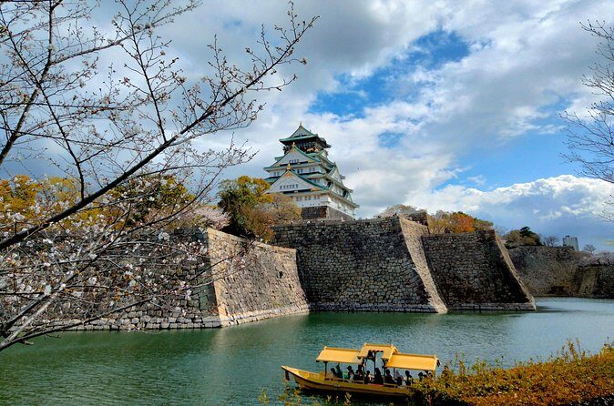 Osaka Castle & Temple Walking Tour with Multilingual Audio Guide - Inside Shitennoji’s Central Complex: see the layout up close