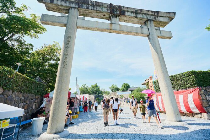 Osaka Castle Walking Tour and Castle Tower Admission - Guides matter here: Saya, Mao, Ken, and the question-friendly style