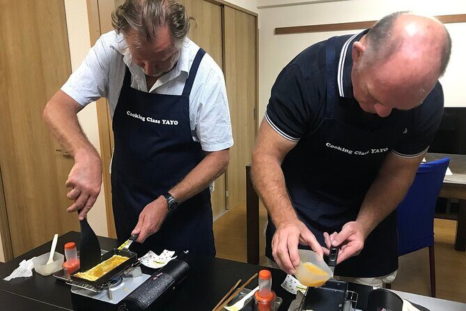 Osaka Cooking Class: Okonomiyaki &Japanese cuisines experience - Your First Pour: Miso Soup and the Art of Subtle Technique