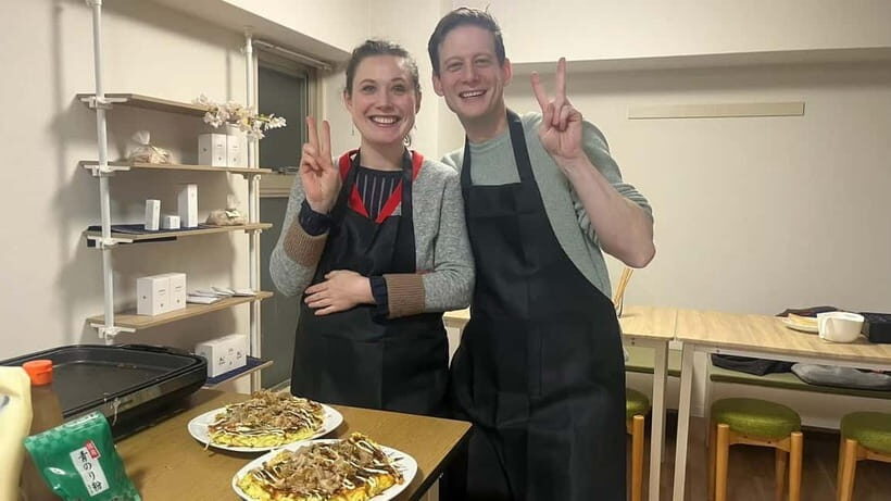 Osaka : Cooking Class Okonomiyaki & Takoyaki course in Nanba - The tasting with sake, beer, and soft drinks