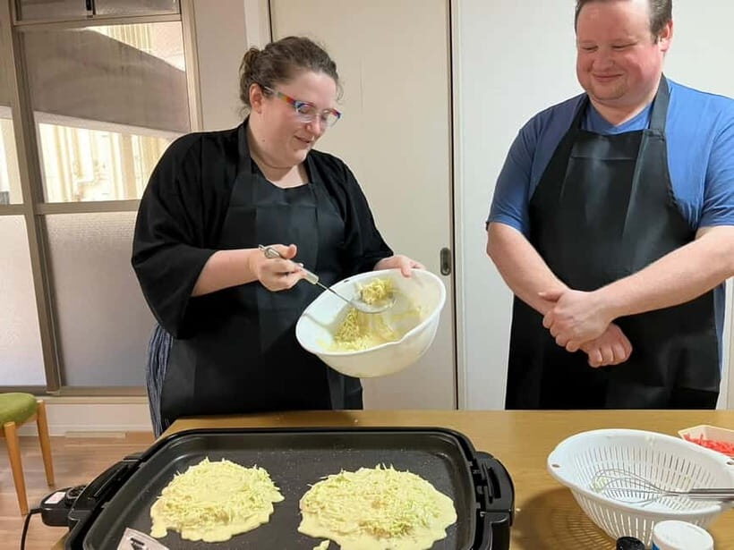 Osaka : Cooking Class Okonomiyaki & Takoyaki course in Nanba - Getting to Dear Court Semba and finding Room 303