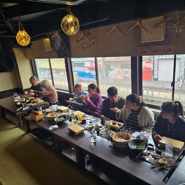 Osaka Dotonbori: Hand Roll Sushi Experience - Seasonal seafood and the roll-building choices (and limits)