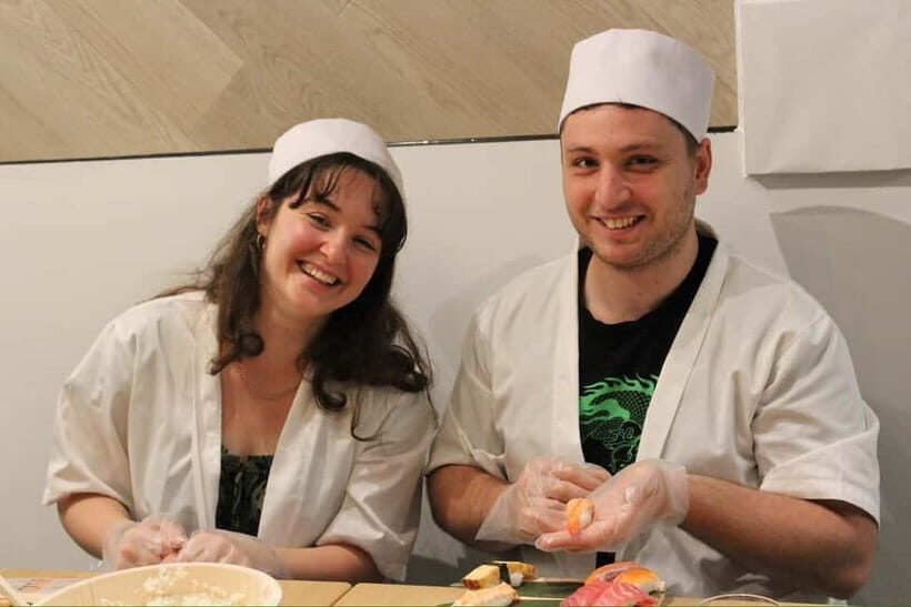 Osaka Dotonbori: Vegan/Vegetarian Sushi Making Experience - Quick hits before you go