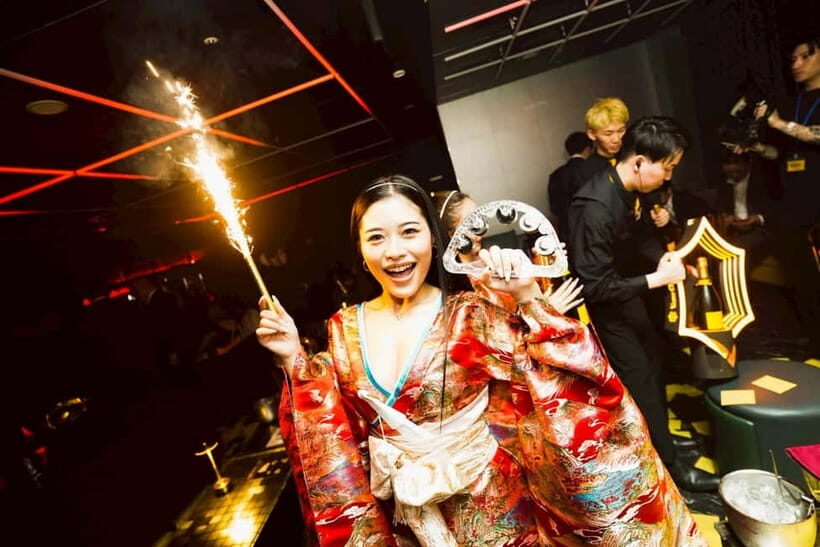 Osaka Dotonbori:GIRAFFE Nightclub Ticket with Drink/VIP Plan - Should you book this Osaka Dotonbori GIRAFFE ticket?