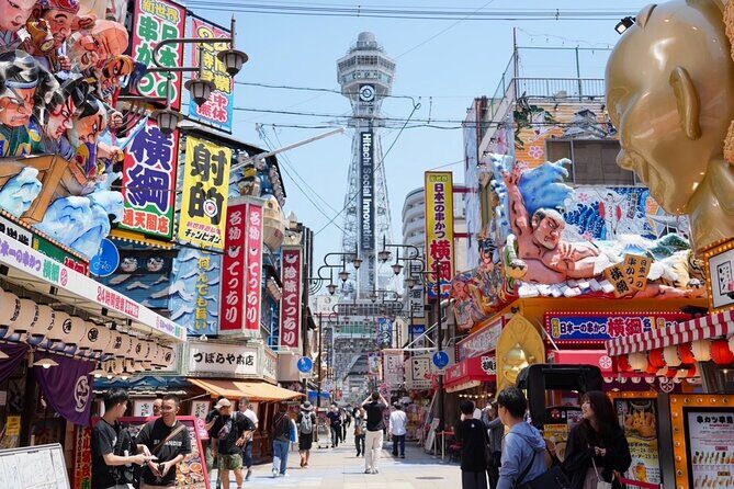 Osaka Early Morning Tour with English-Speaking Guide Dotonbori - Osaka Castle Park at 9:30am: a strong start before the crowds