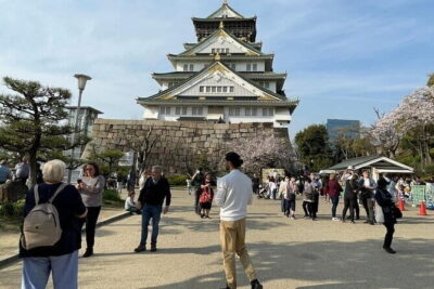 Osaka: Explore Every Bit of Osaka Castle in 3 Hours - Osaka Castle Tower: What the Exhibits Are Really For