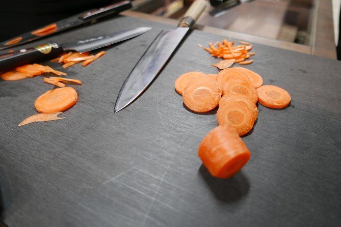 Osaka Food Walking Tour with Market Visit - Who this Osaka food walk is best for