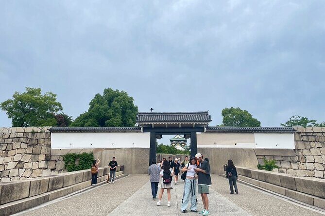 Osaka Full-Day Experience with Castle, Kushikastu and Temple - Golden Pavilion Details and Prince Shotoku Context