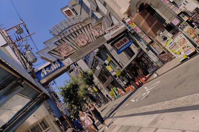 Osaka Highlight Tour: 3-Hour Walking Tour of Osaka - Doguyasuji Shopping Street: A Covered Arcade Where Chefs Shop