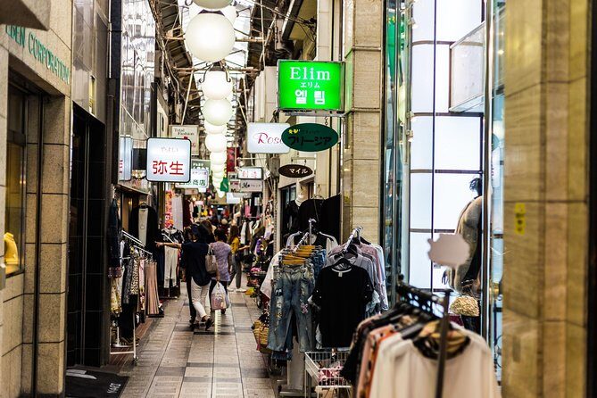 Osaka Highlights: 4-Hour Walking Tour with Castle - Dotonbori: Running-Man Photos Plus Side-Street Reality